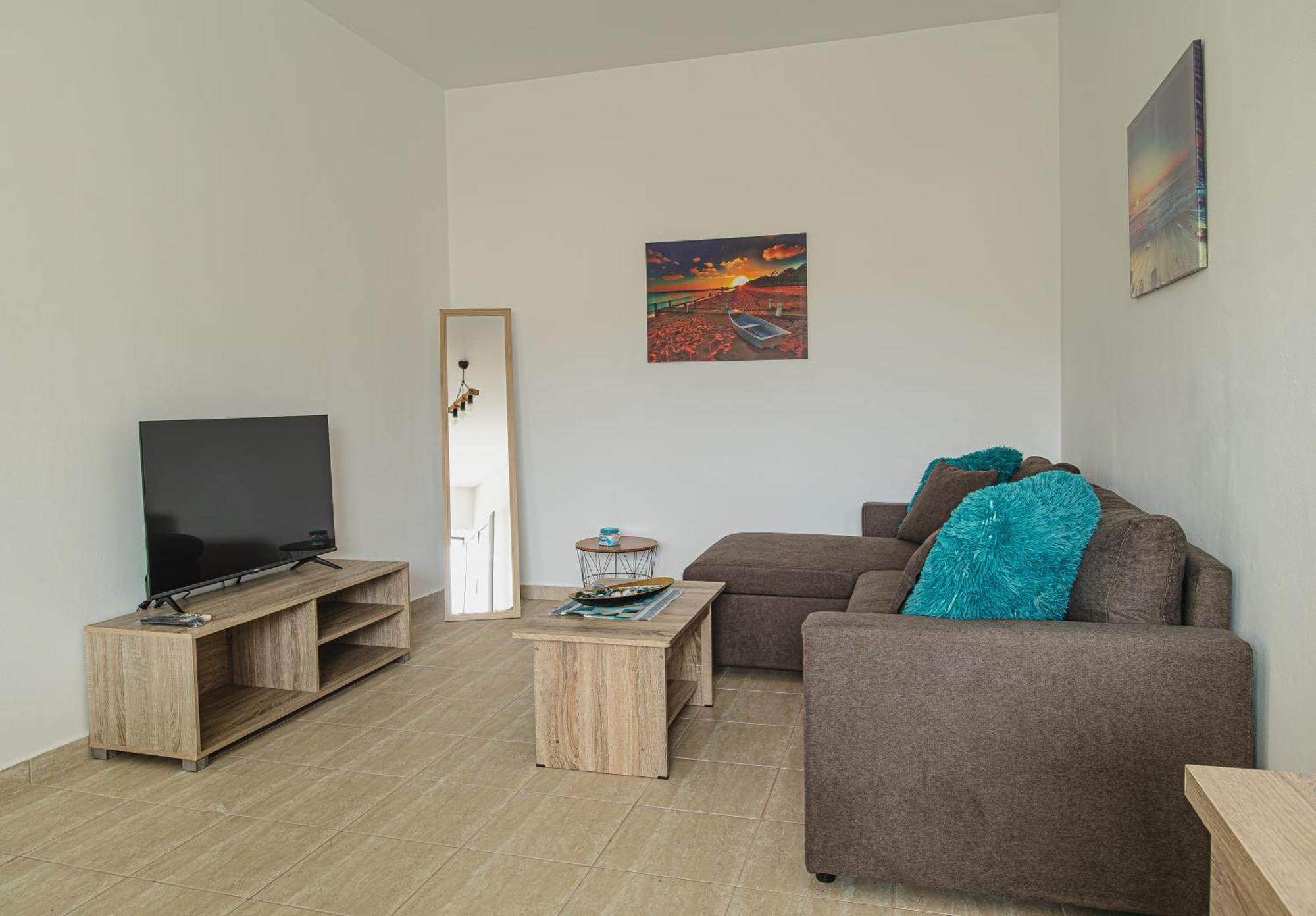 Basiliki'S Apartments อาร์คานเยโลส ภายนอก รูปภาพ