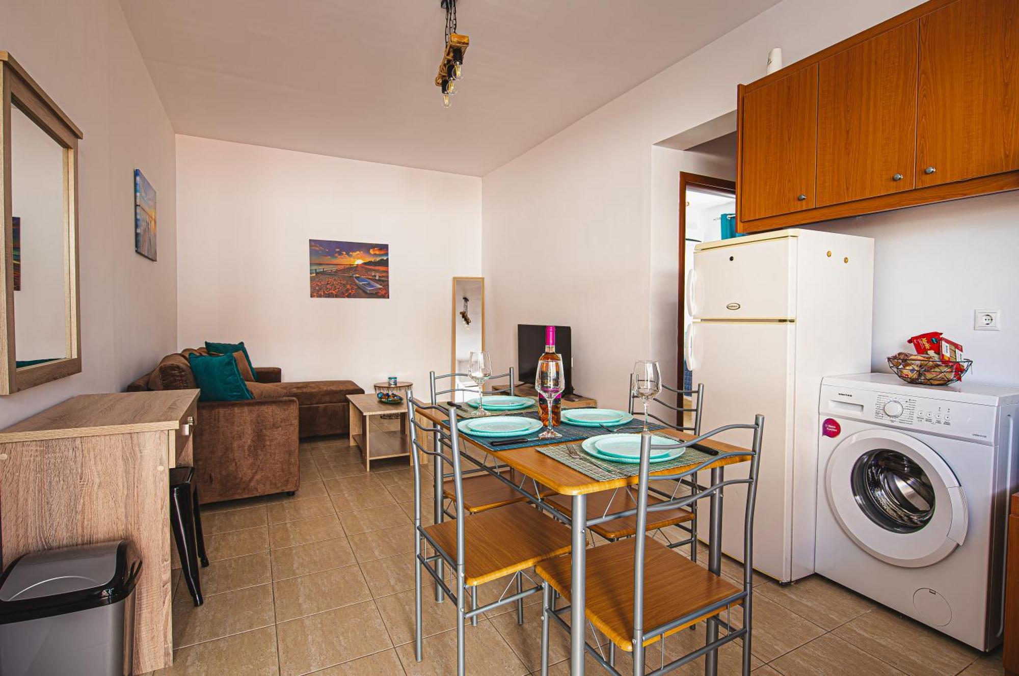 Basiliki'S Apartments อาร์คานเยโลส ภายนอก รูปภาพ