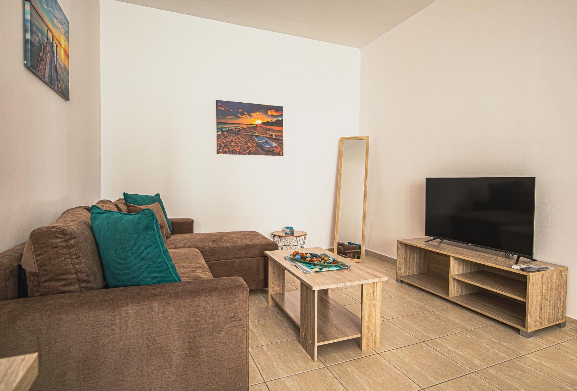 Basiliki'S Apartments อาร์คานเยโลส ภายนอก รูปภาพ